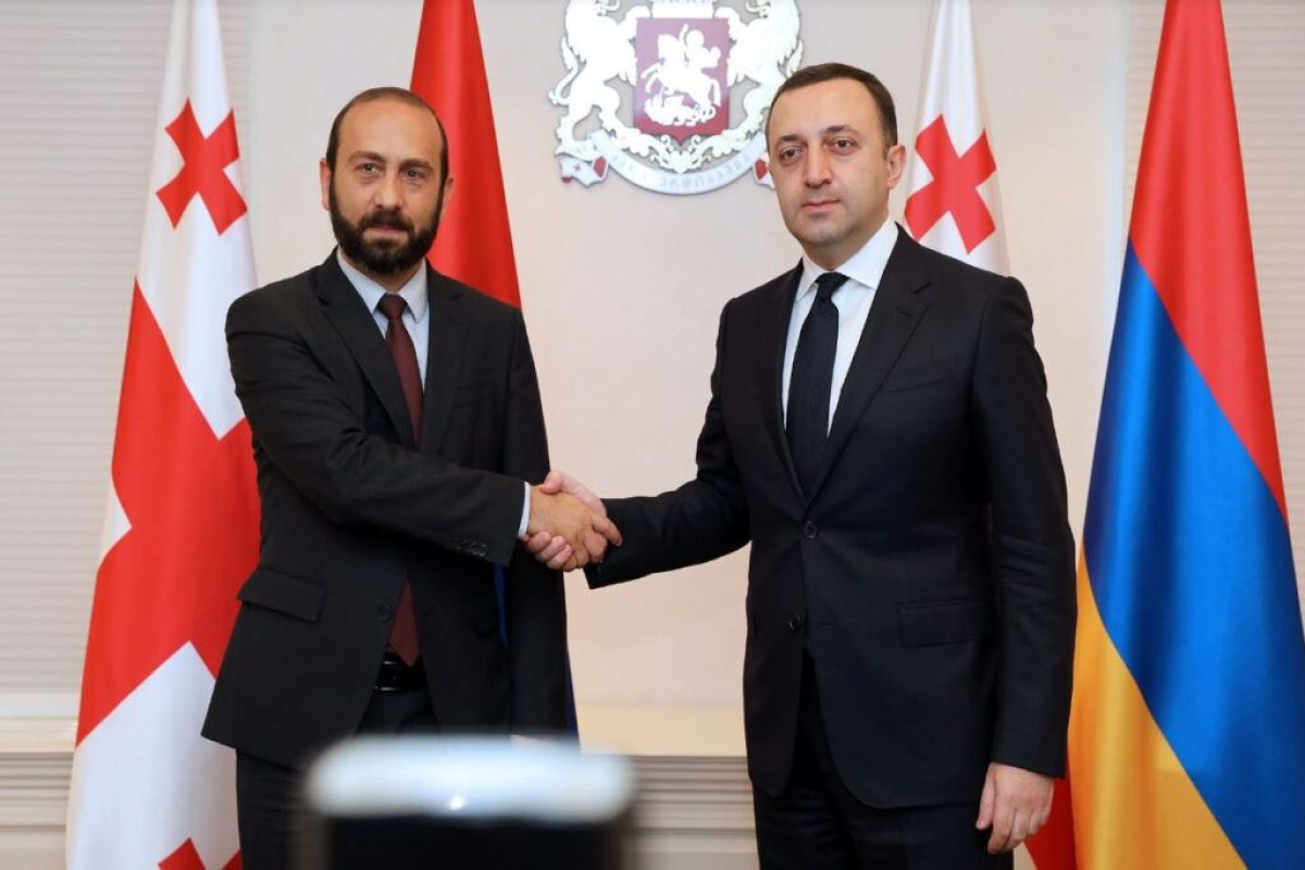 Gürcüstan Baş naziri Ararat Mirzoyanla görüşüb