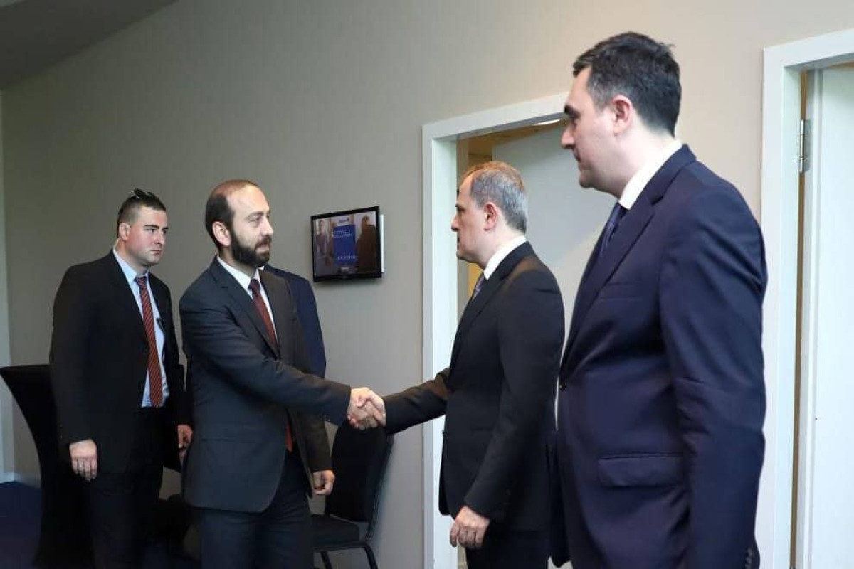 Трехсторонняя встреча глав МИД Грузии, Азербайджана и Армении