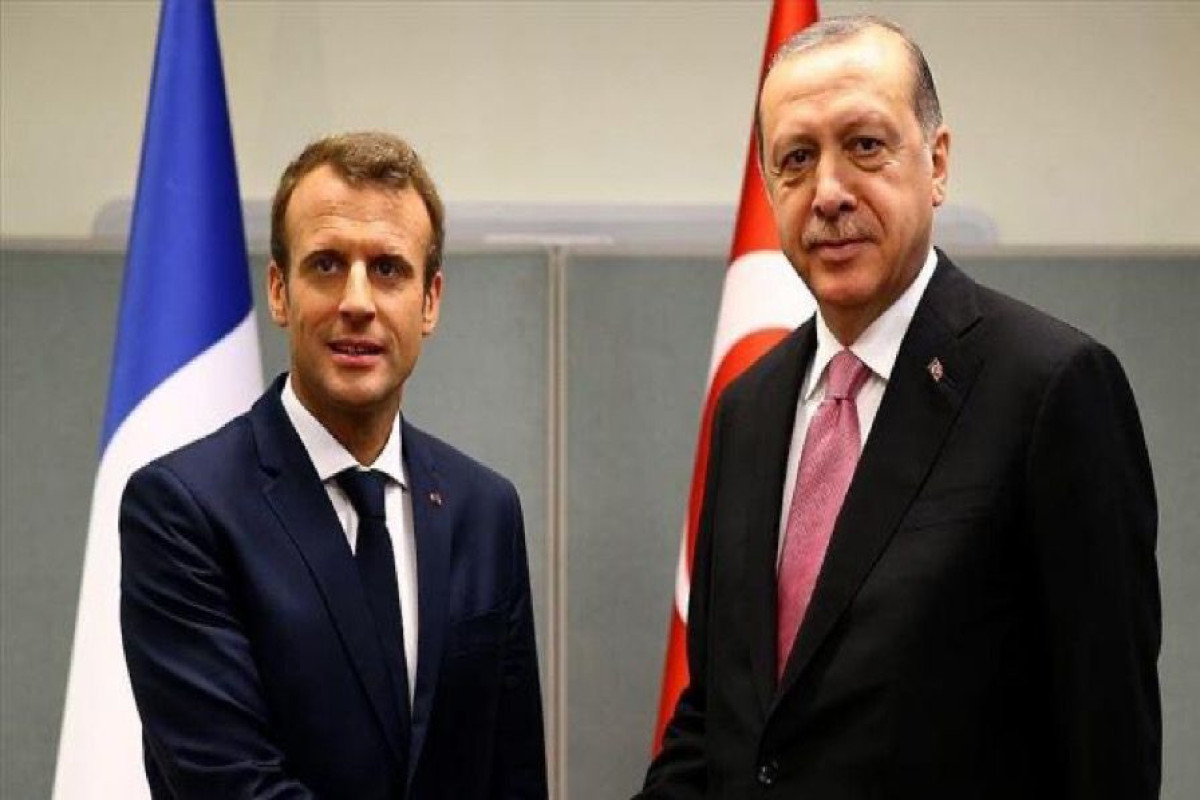 Президент Турции Реджеп Тайип Эрдоган и  президентом Франции Эммануэл Макрон