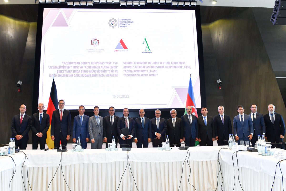 Azerbaijan and Germany sign an agreement for construction of USD 451 mln aluminum plant in Ganja-PHOTO 
