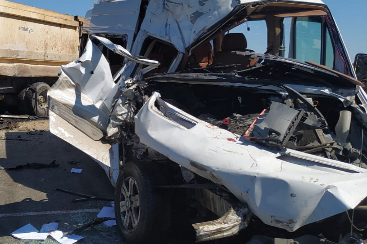 Traffic accidents in Azerbaijan killed 11 people, injured 5 last day