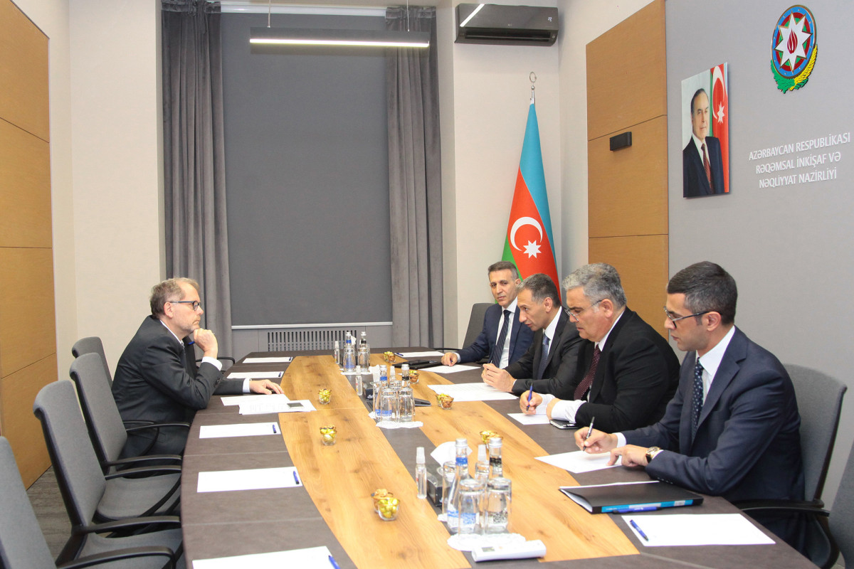 Rəşad Nəbiyev Beynəlxalq Daşımalar üzrə Hökumətlərarası Təşkilatın Baş katibi ilə görüşüb
