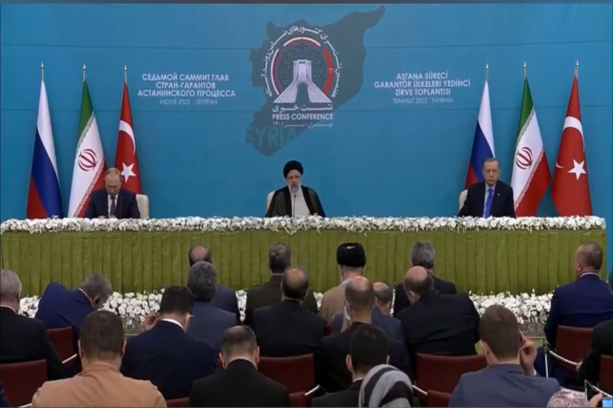 Rəisi: Tərəflər ABŞ-ın Suriyanı tərk etməsinə dair razılığa gəliblər