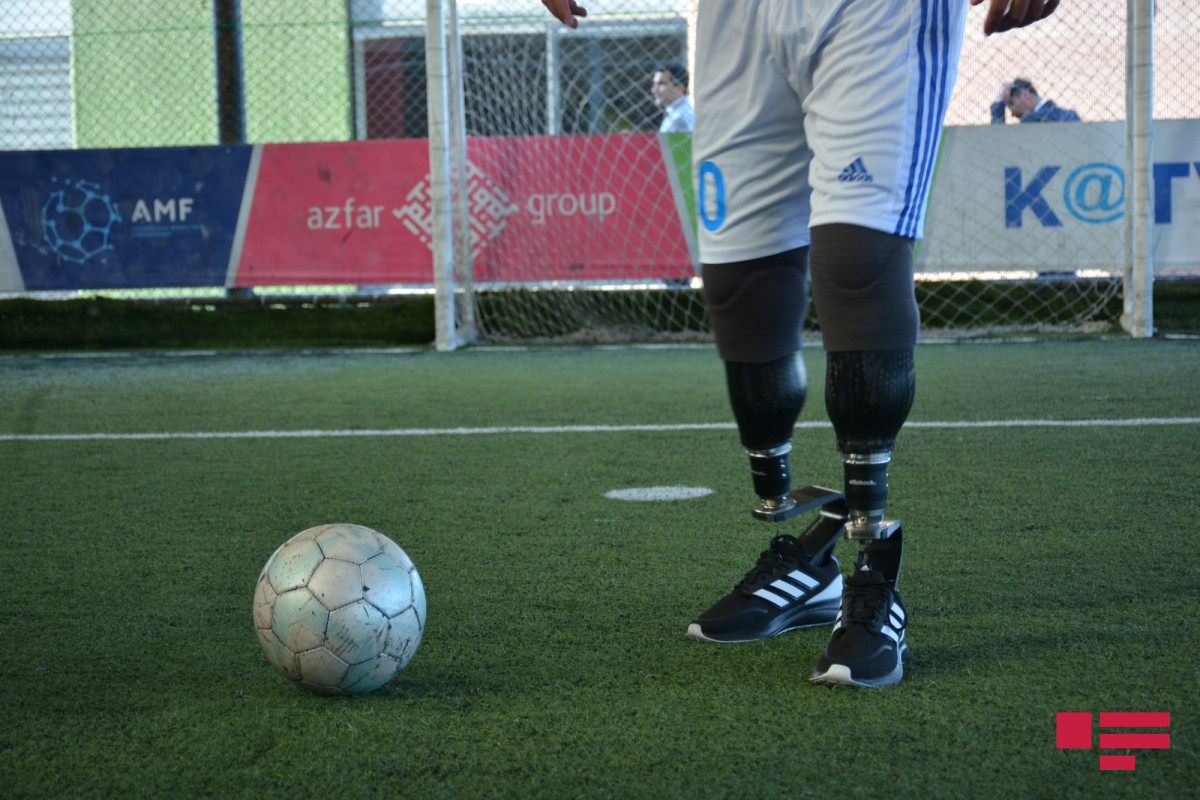 Protezlə təmin edilmiş qazilərin futbol yarışı keçirilib  - FOTO  - VİDEO 