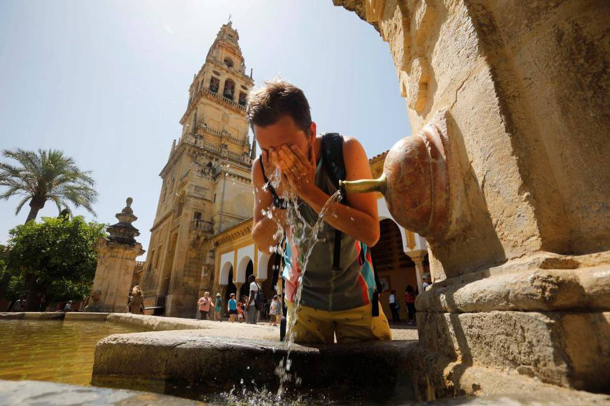 Heatwave in Spain kills 679 people in a week