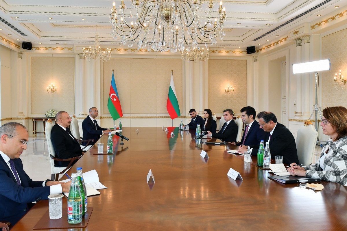 Azerbaijani President, Bulgarian PM held expanded meeting-UPDATED 