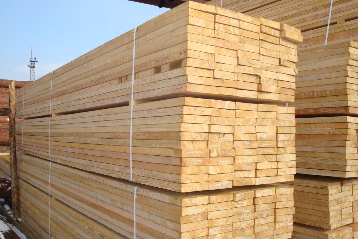 Azerbaijan imports 9.9 thousand c/m of wooden material from Khanty-Mansi