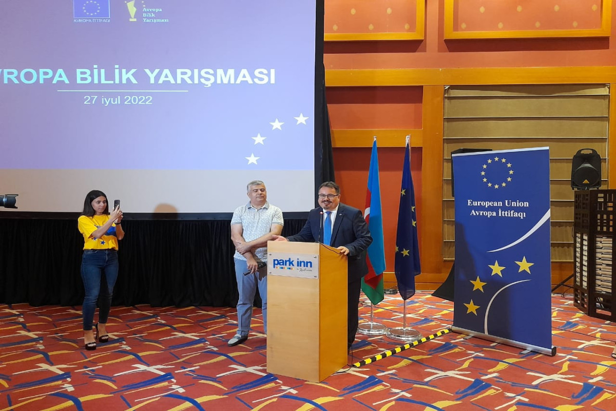 EU Ambassador to Azerbaijan awards winners of European Intellectual Competition -PHOTO 