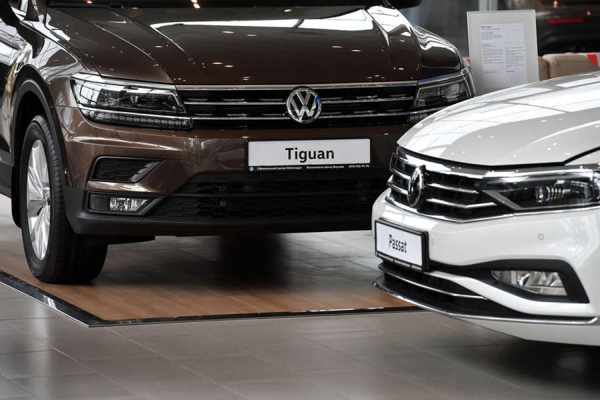 “Volkswagen” Rusiyadakı zavodunu satmağı istisna etmir