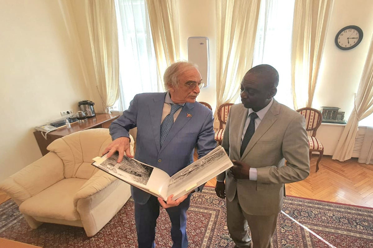Polad Bulbuloglu meets with Sudan