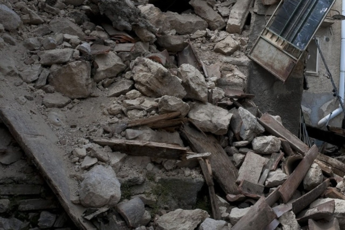 В Пакистане погибли шесть человек из-за обрушения крыши во время ливня