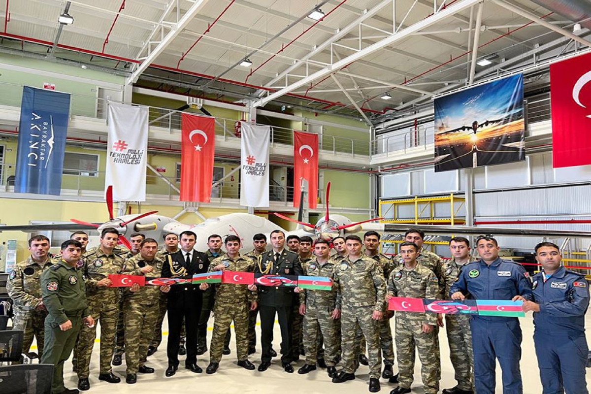 Азербайджанские военнослужащие приняли участие в курсе по эксплуатации военного БПЛА в Турции -ФОТО 
