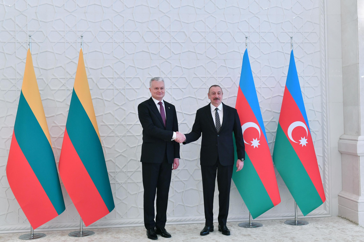 Gitanas Nausėda and Ilham Aliyev