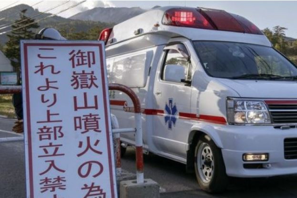 В ДТП с автобусом на востоке Японии пострадали 18 школьников
