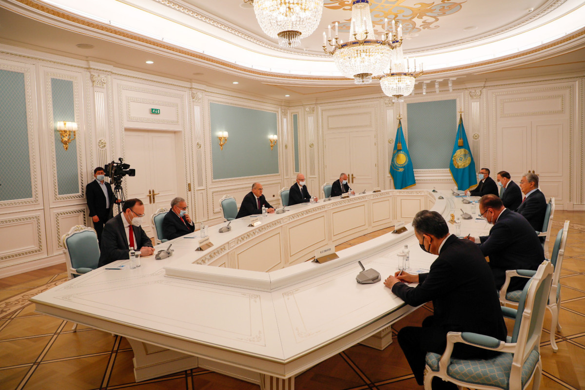 Qazaxıstan Prezidenti ATƏT sədri ilə görüşüb