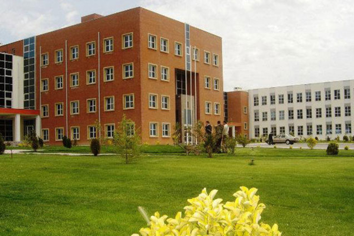 Бакинский инженерный университет