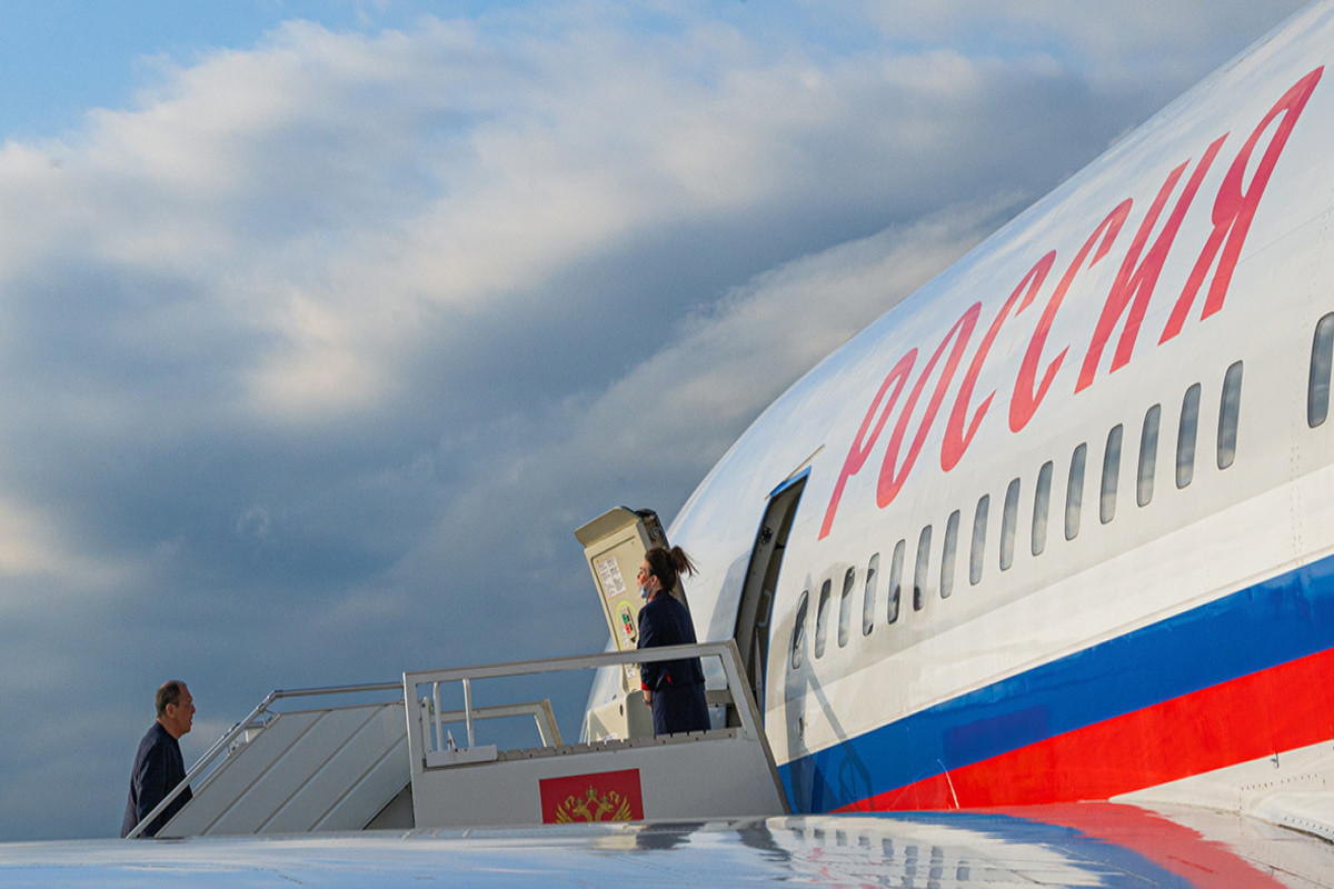 Болгария, Северная Македония и Черногория сами решили закрыть небо самолету Лаврова