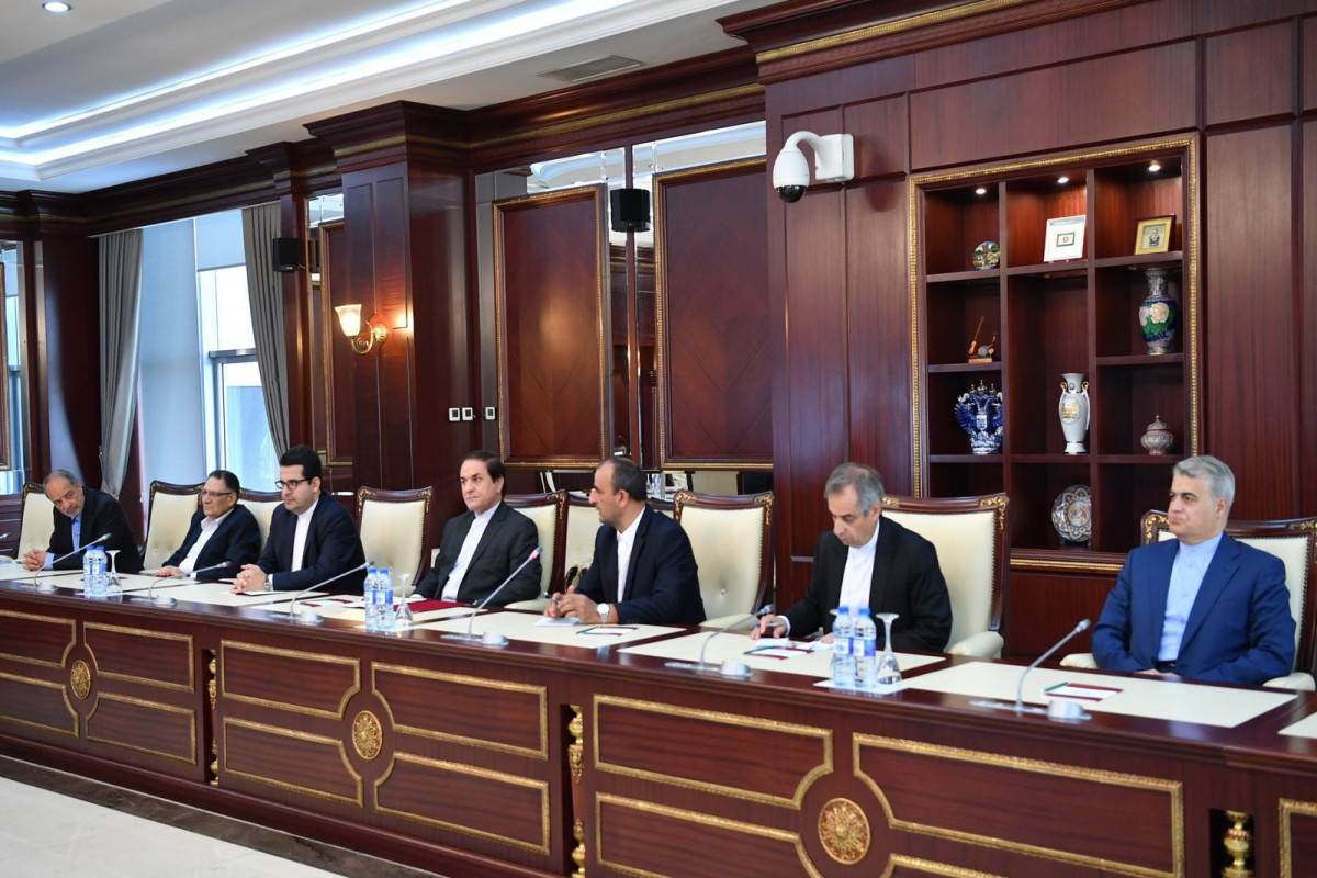 Делегация иранского парламента находится с визитом в Азербайджане