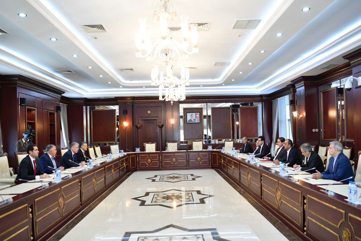 Делегация иранского парламента находится с визитом в Азербайджане