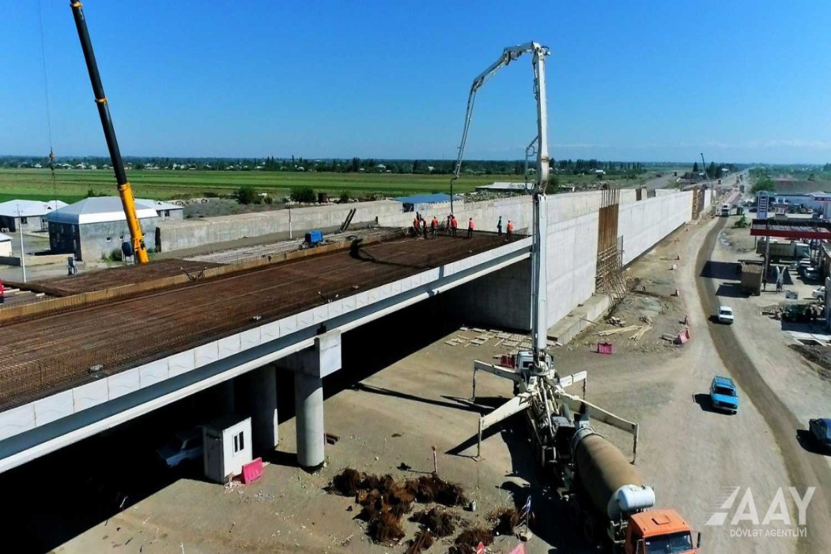 The construction of the Barda-Agdam highway is rapidly underway