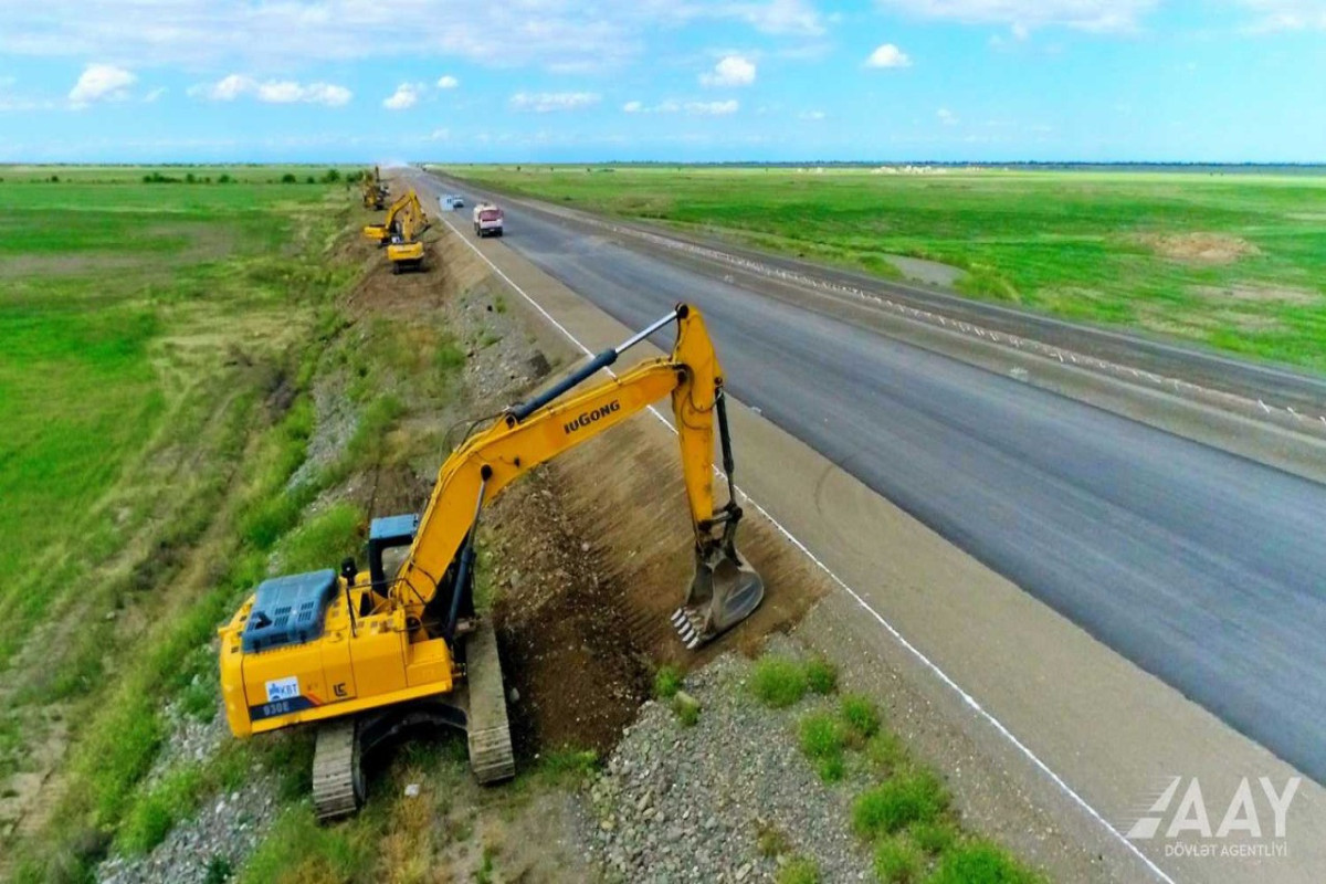 The construction of the Barda-Agdam highway is rapidly underway