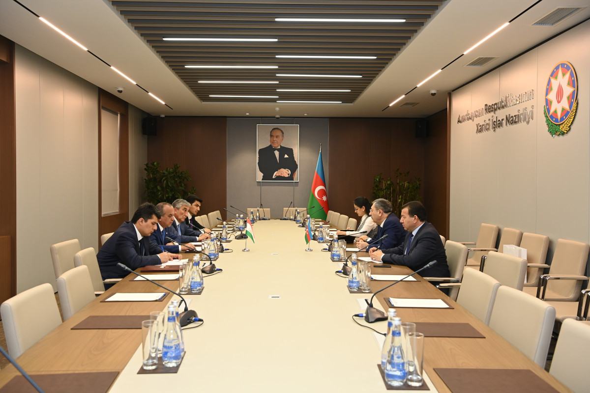 Политические консультации между Азербайджаном и Таджикистаном