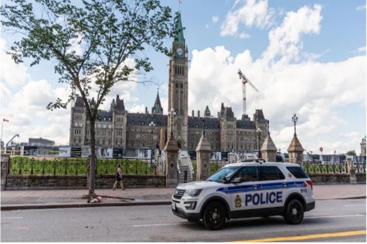  Kanada Parlamentinin binası boşaldılıb