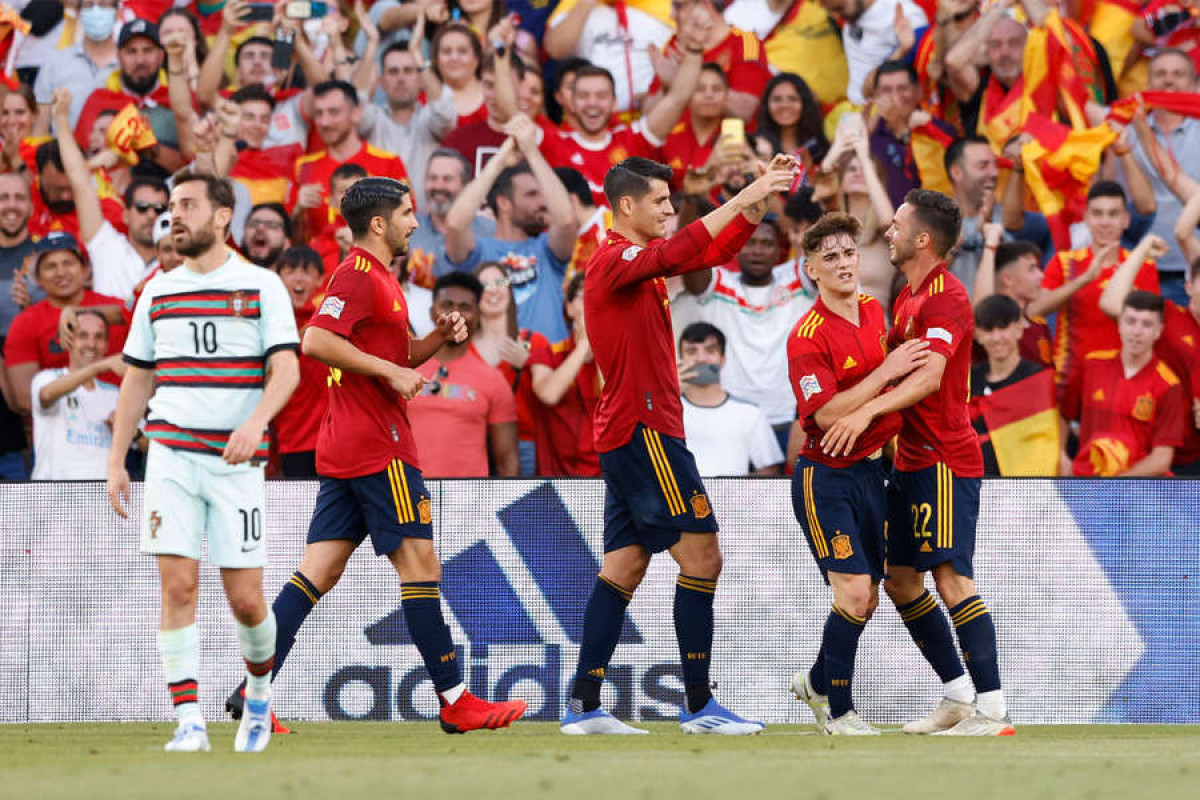 Испания обыграла Чехию и обошла Португалию, заняв первое место в группе А2 Лиги наций