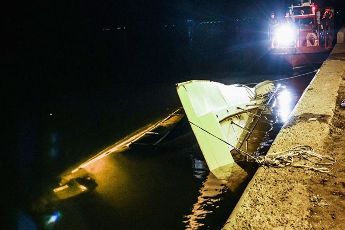 Boat crashed into a cargo ship in Russia, 4 people killed