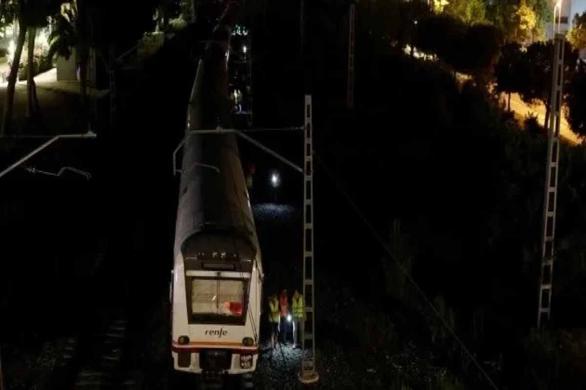 Clash between train and locomotive in Spain leaves at least 30 people injured