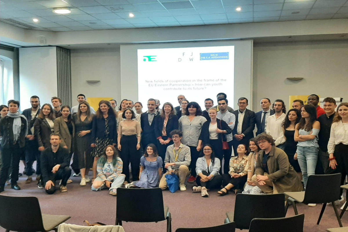 Azerbaijani and Armenian youth met in France -PHOTO 