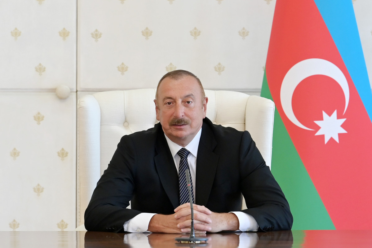 Azərbaycan Prezidenti: “Vətən sevgisi varsa, hətta bəziləri üçün əlçatmaz olan nailiyyətləri əldə etmək olar”