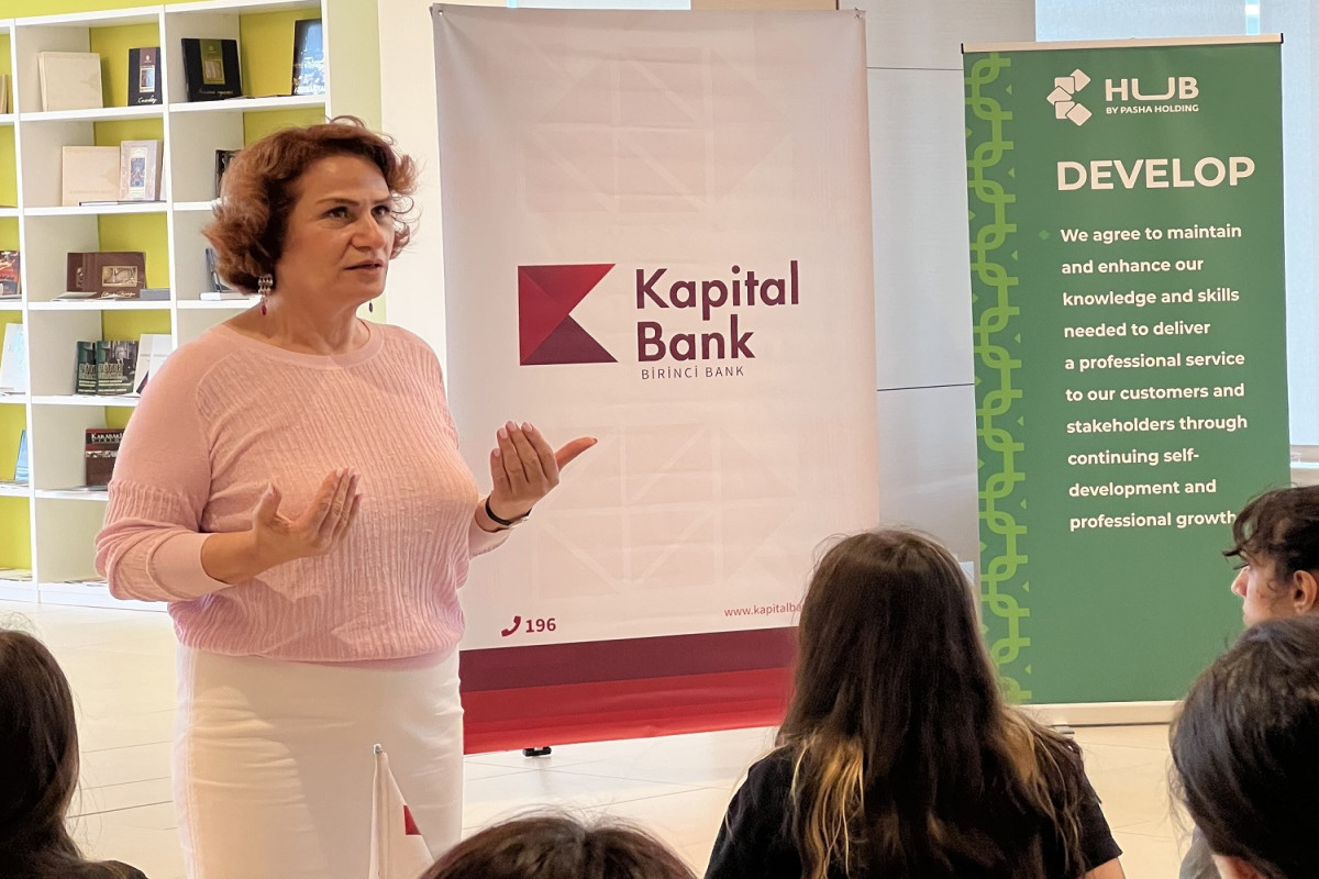 Kapital Bank tələbələrin inkişafı üçün növbəti tədbir keçirib