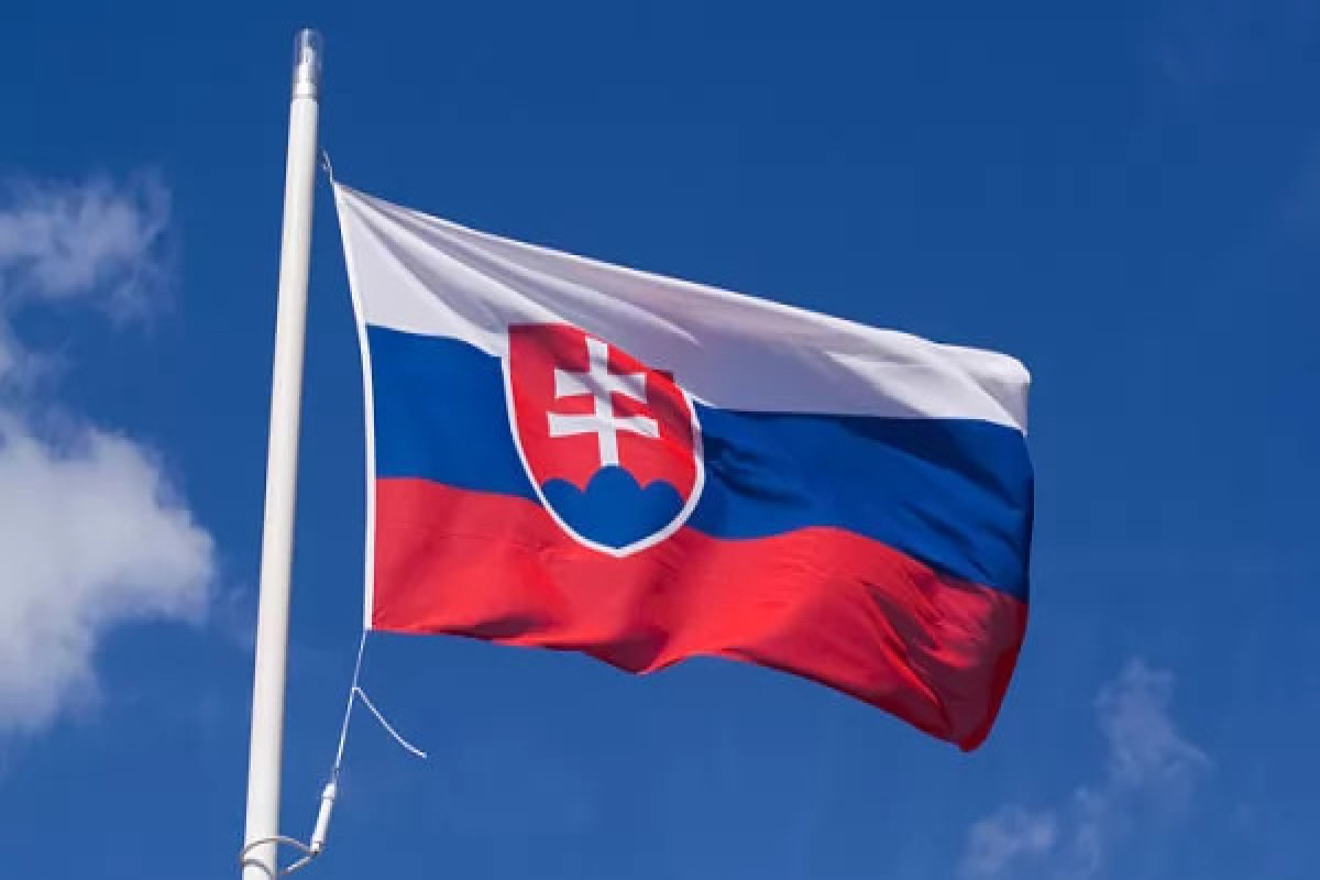 Slovakia donates Mi helicopters, Grad rockets to Ukraine