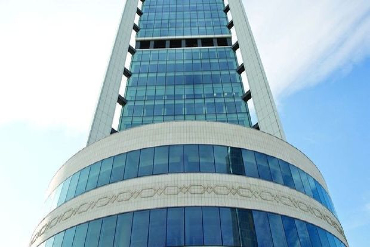 Dövlət Neft Fondunun gəlirləri artır, xərcləri azalır