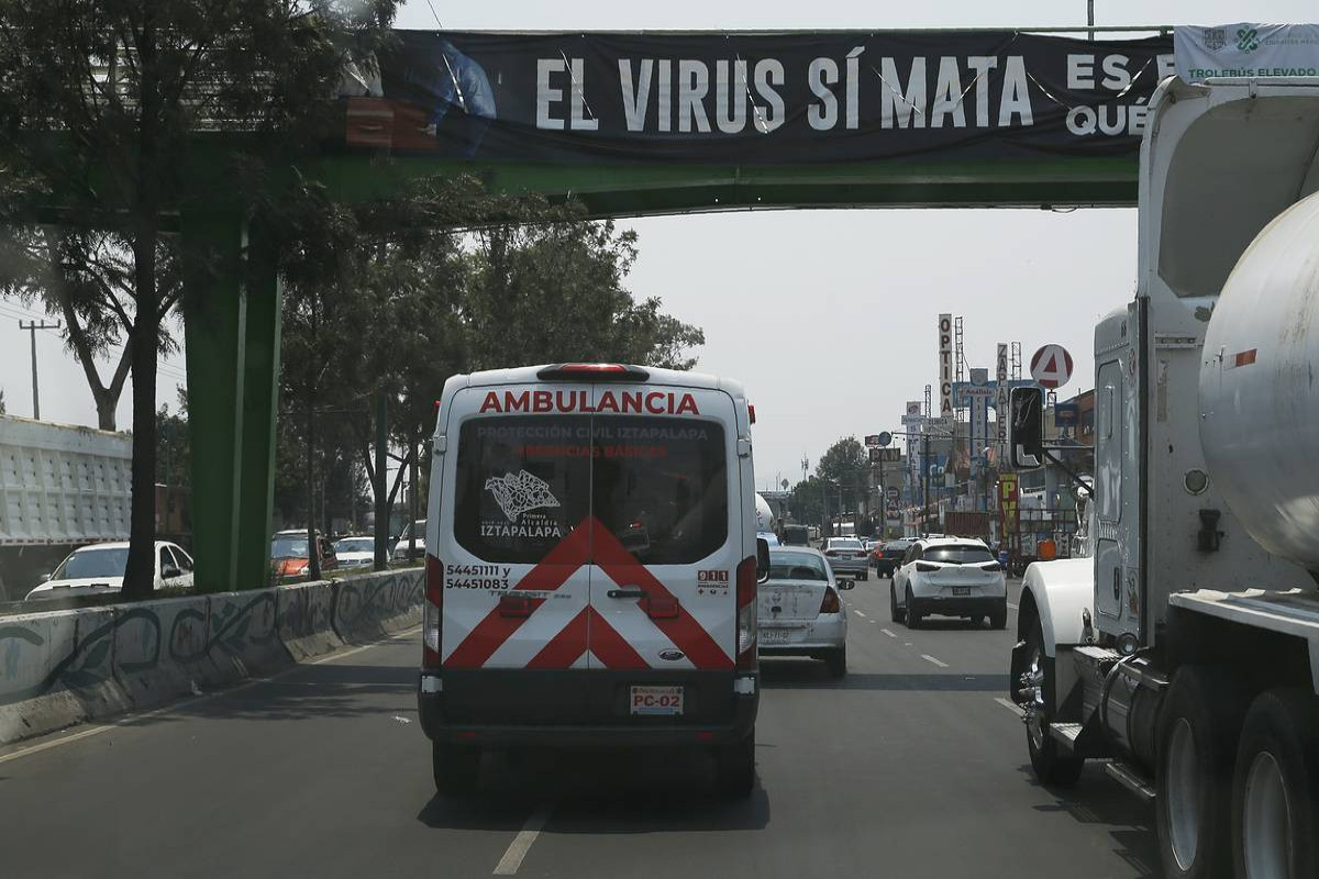 Meksikada mikroavtobusun qəzaya uğraması nəticəsində 13 nəfər ölüb