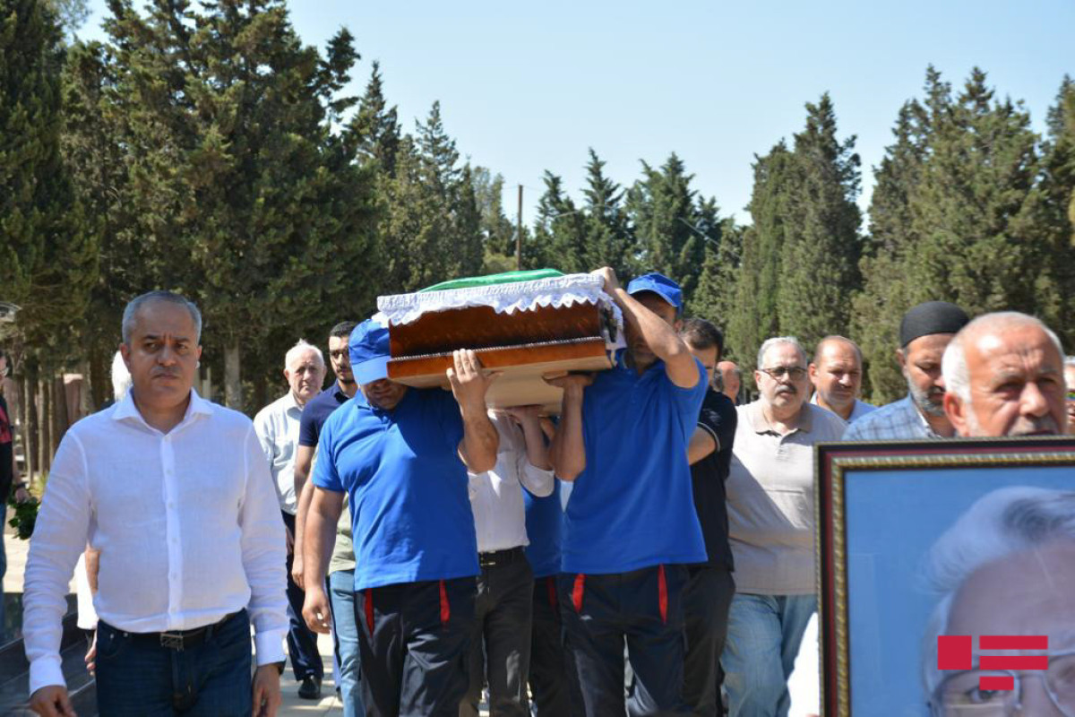 Академик Эльдар Салаев похоронен на II Аллее почетного захоронения