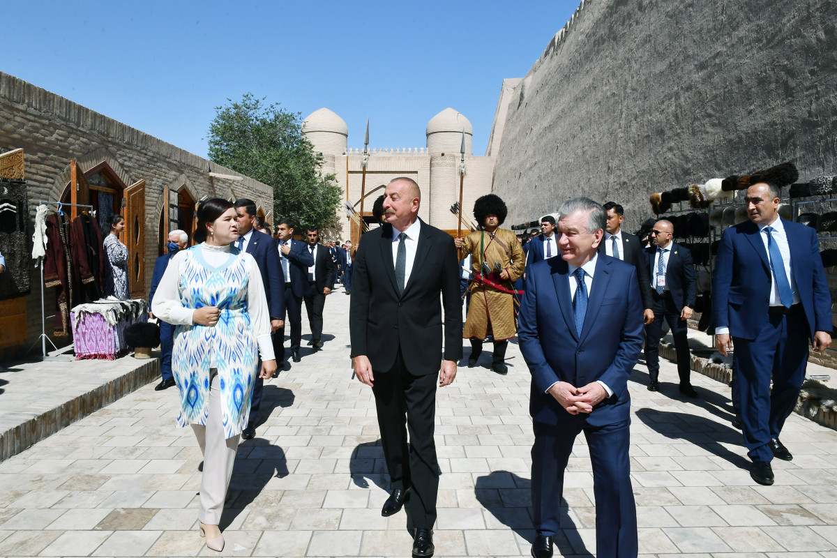 President Ilham Aliyev viewed Ichan-Kala Historical Architectural State Museum