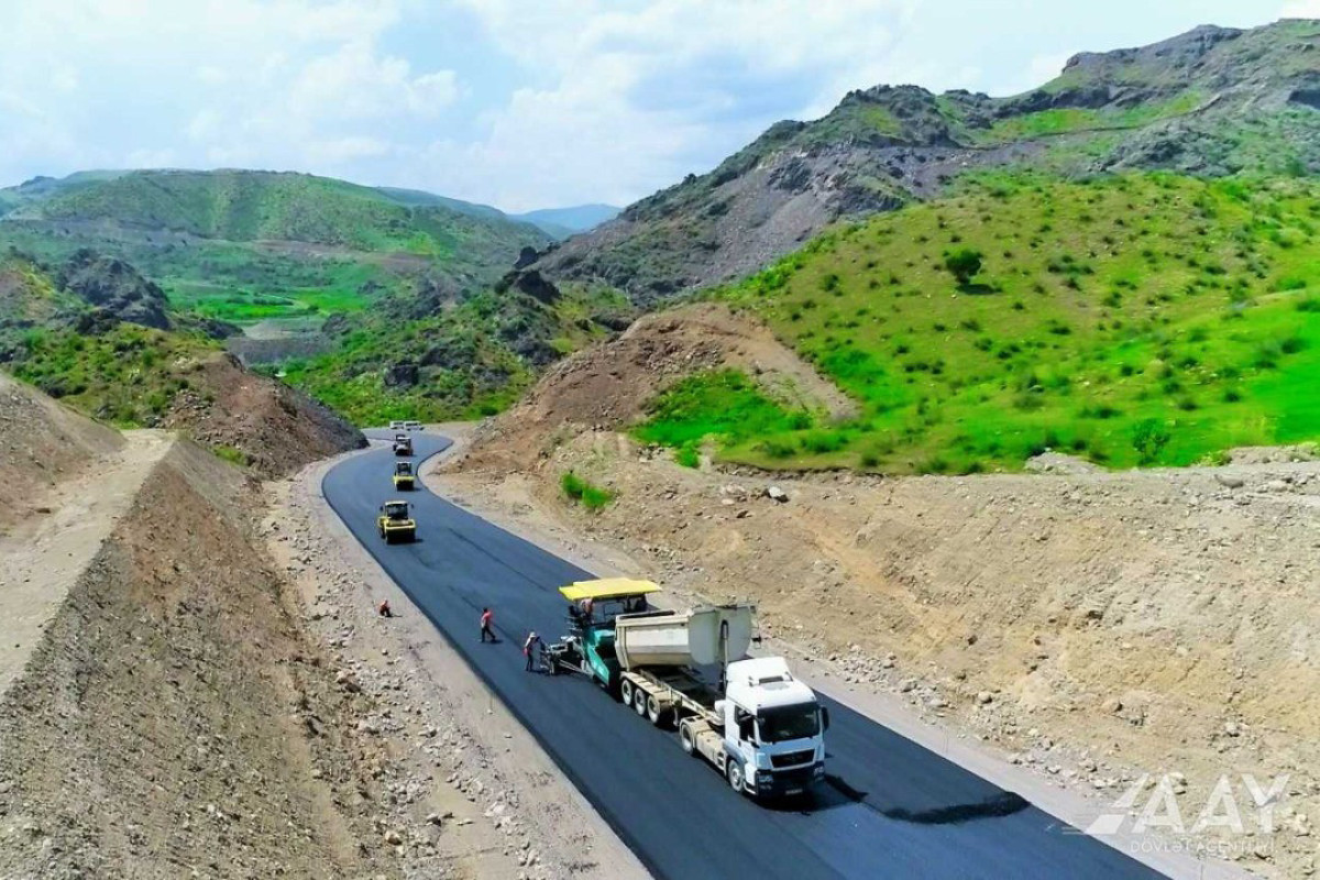 Asphalting of new highway bypassing Lachin city started-PHOTO 