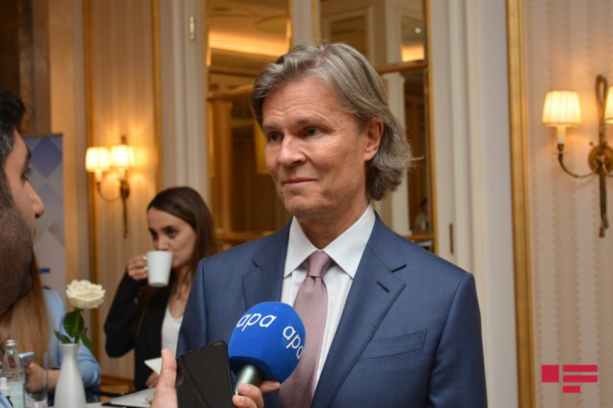  Heikki Cantell,  Secretary-General of the NIB