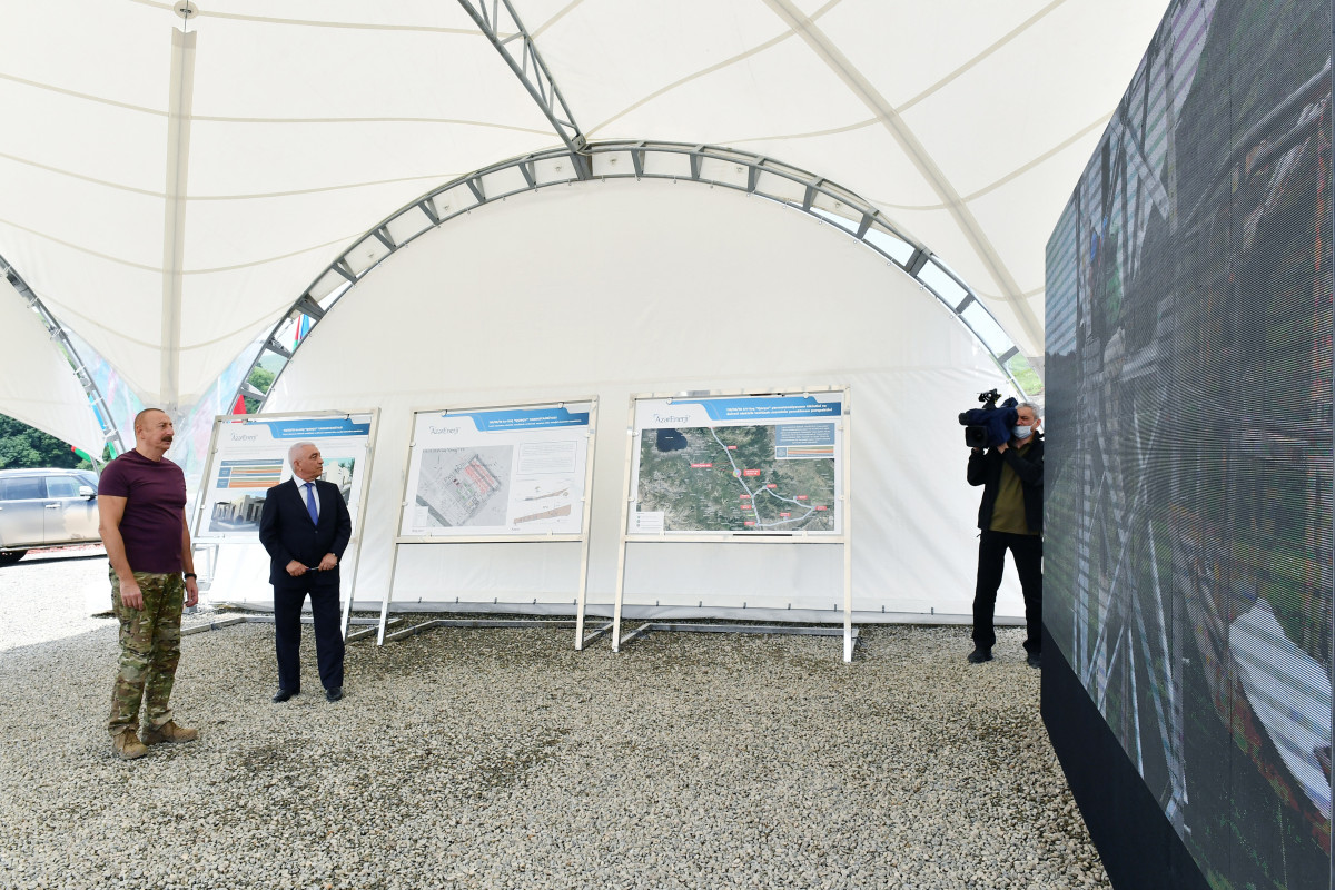 Prezident İlham Əliyev “Qorçu” elektrik yarımstansiyasında aparılan işlərlə tanış olub - YENİLƏNİB 