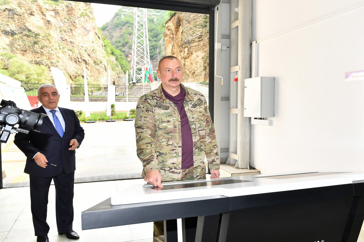 Президент Ильхам Алиев принял участие в открытии малой гидроэлектростанции «Кяльбаджар-1»