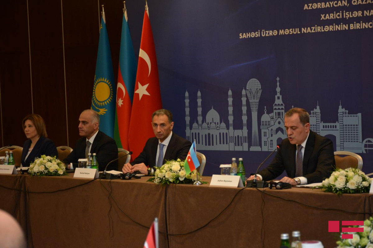 Встреча министров иностранных дел и транспорта Азербайджана, Турции и Казахстана