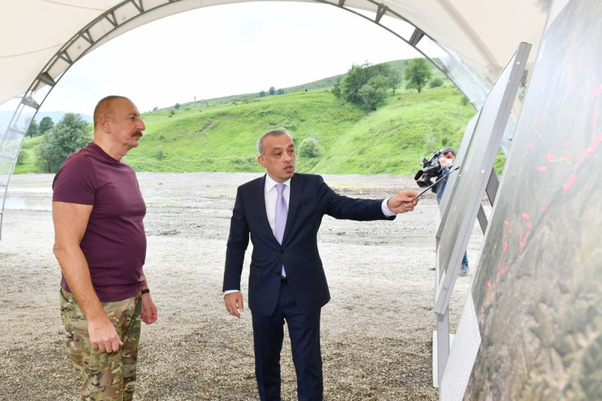 Президент Ильхам Алиев ознакомился с проектом водохранилища «Хакаричай» в Лачинском районе