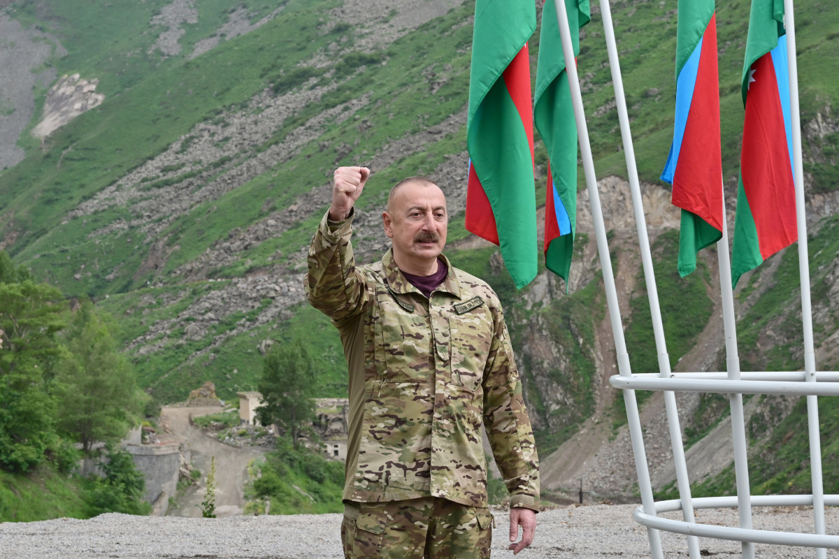 Президент Ильхам Алиев заложил фундамент санатория «Истису» в Кяльбаджарском районе
