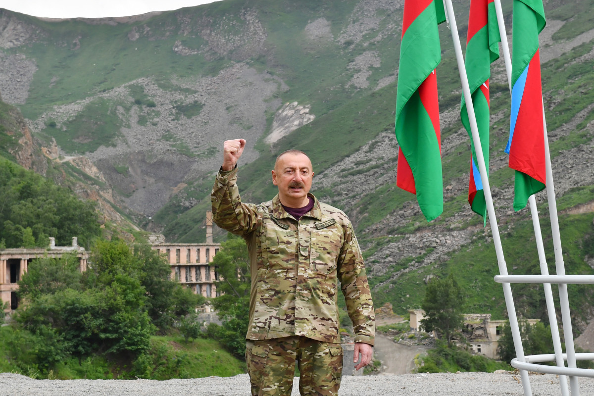 Президент Ильхам Алиев заложил фундамент санатория «Истису» в Кяльбаджарском районе
