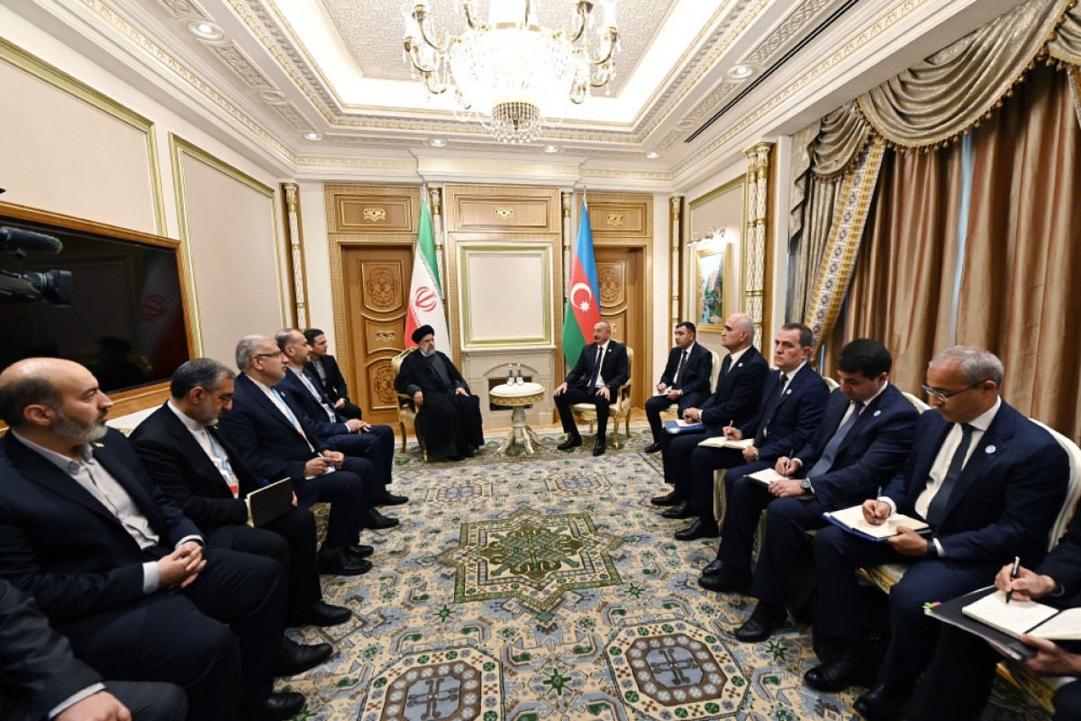 President Ilham Aliyev met with President of Iran Seyyed Ebrahim Raisi in Ashgabat -UPDATED 