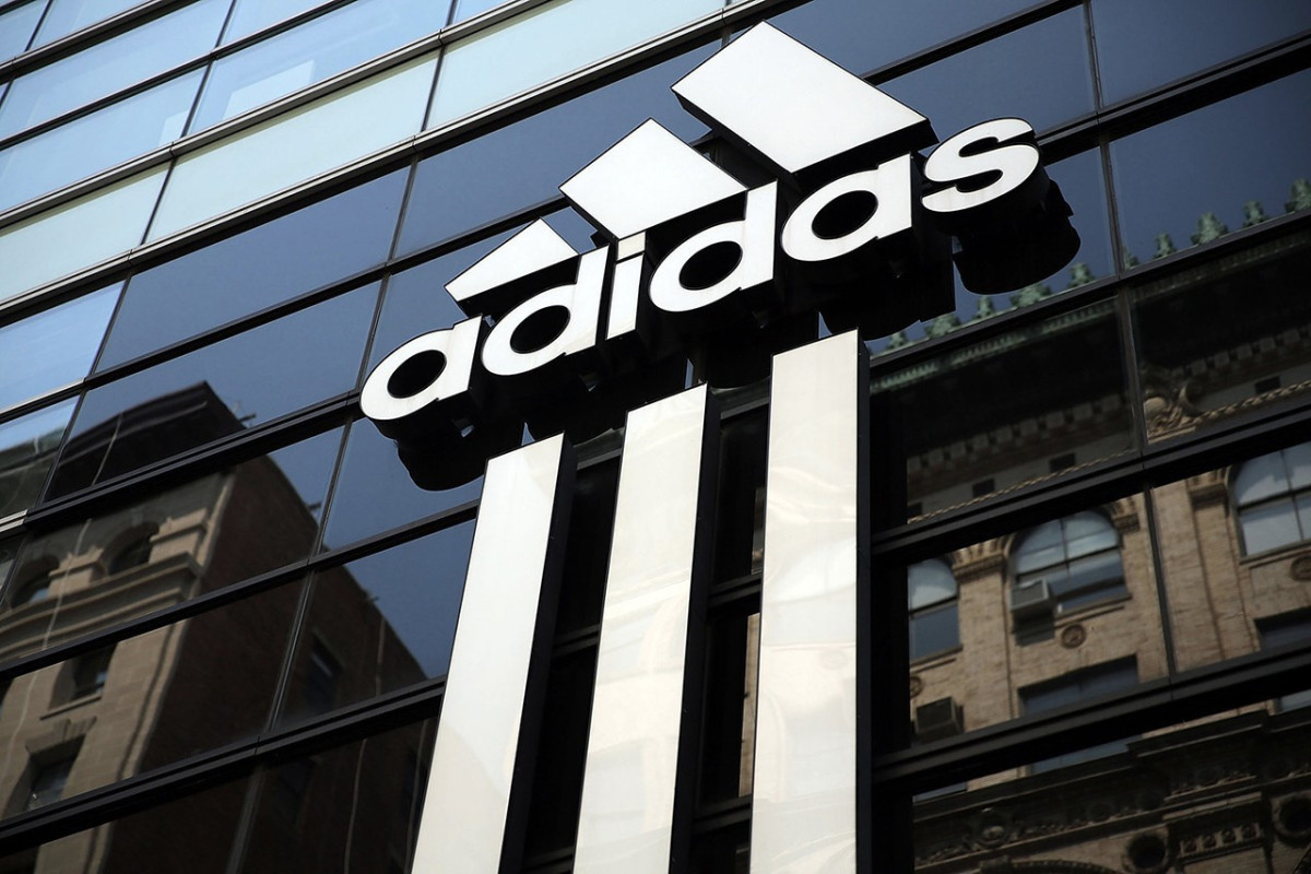 "Adidas" "Reebok"u 2,1 mlrd. dollara satıb