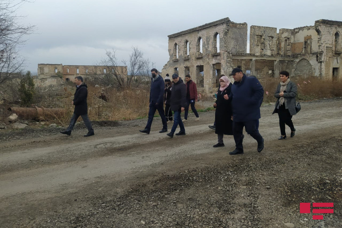 Emin Hüseynov: “BMT Baş katibinin müavininə Ağdamdakı urbisidin bariz nümunələrini göstərdik”