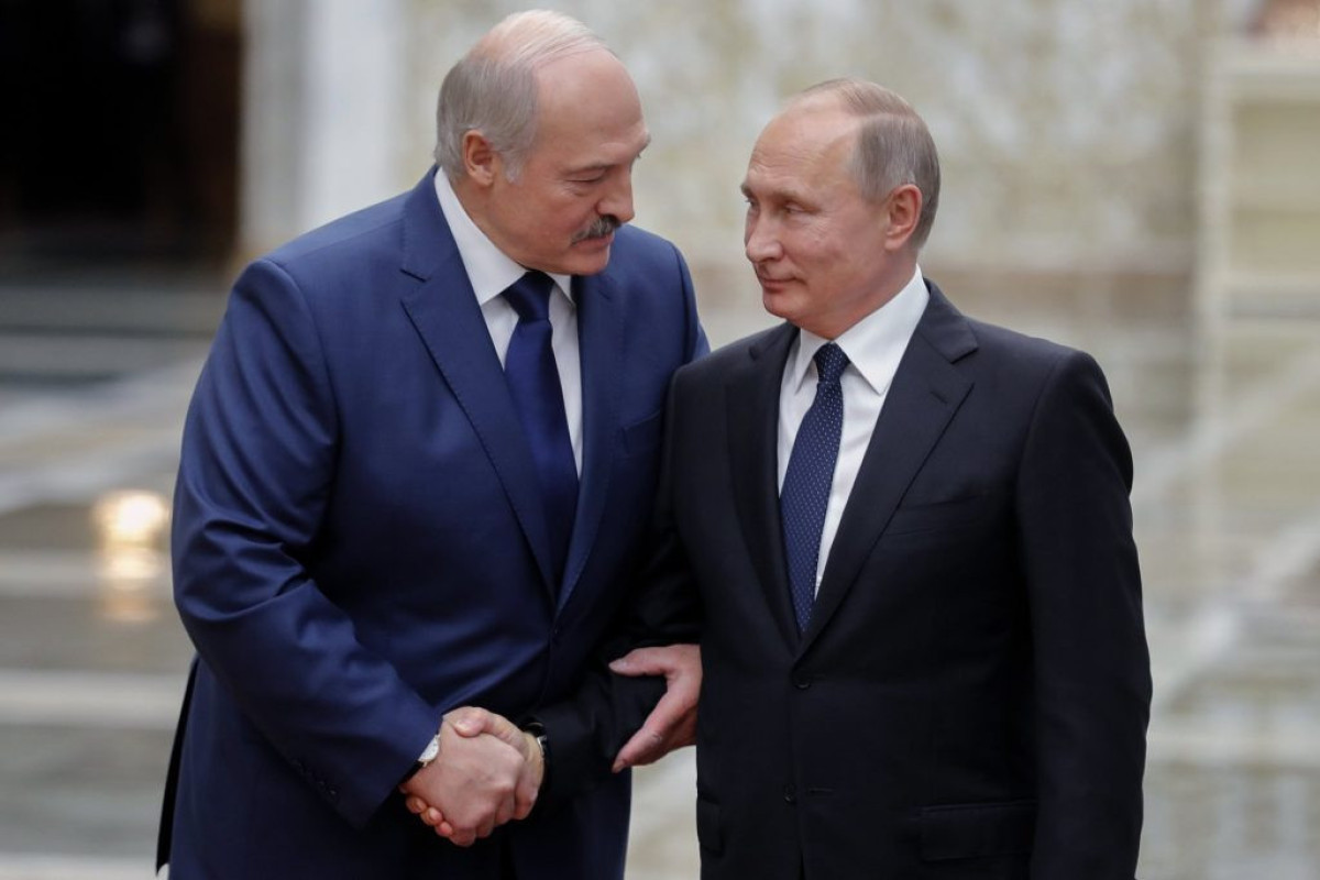 Lukaşenko Rusiyanın Ukraynadakı addımlarını dəstəkləyib